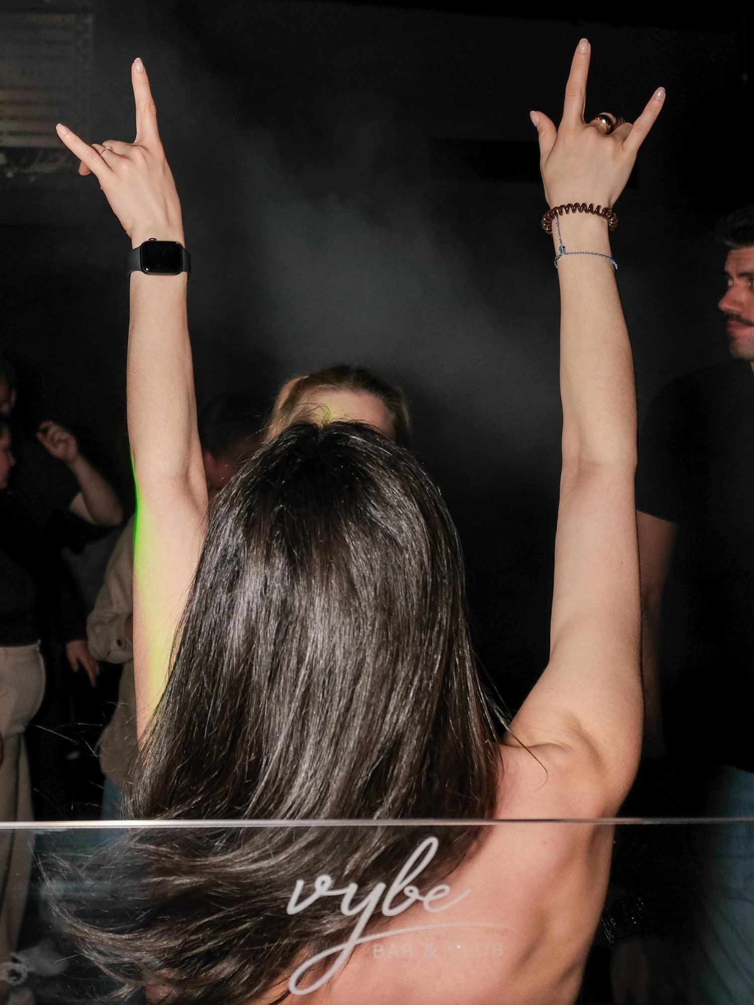 DJ ZEZE, Foto 1